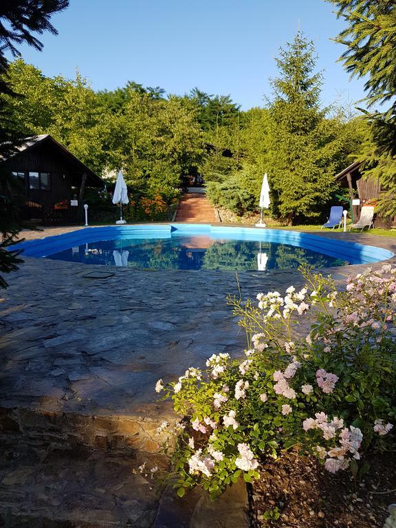 Camping Robinson Country Club Oradea Exterior foto