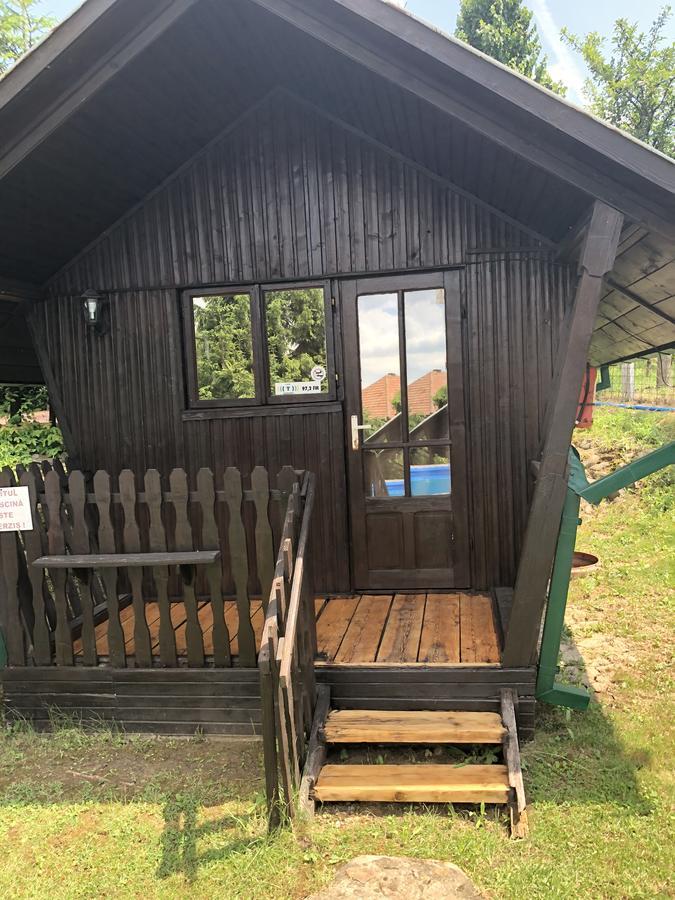 Camping Robinson Country Club Oradea Exterior foto